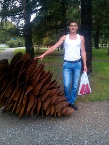  7353658  Mihail, 46 ,     