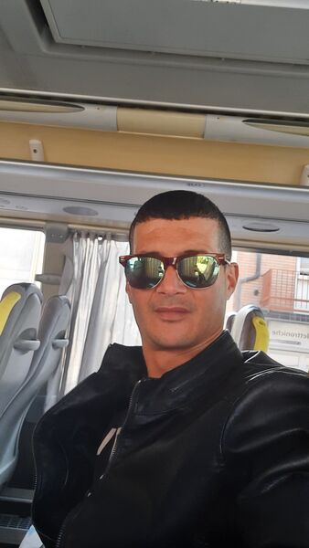  Soho,   Soufiane, 42 ,   ,   