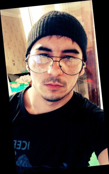  ,   Ali, 24 ,   ,   