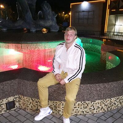  ,   Aleksandr, 31 ,   ,   , c 