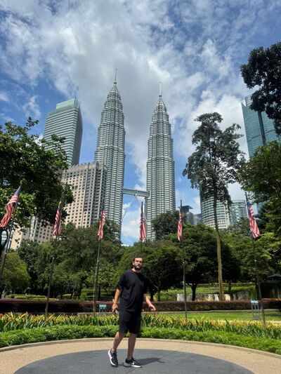  ,   George, 27 ,   ,   
