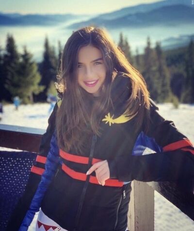  ,   Irina, 19 ,   ,   