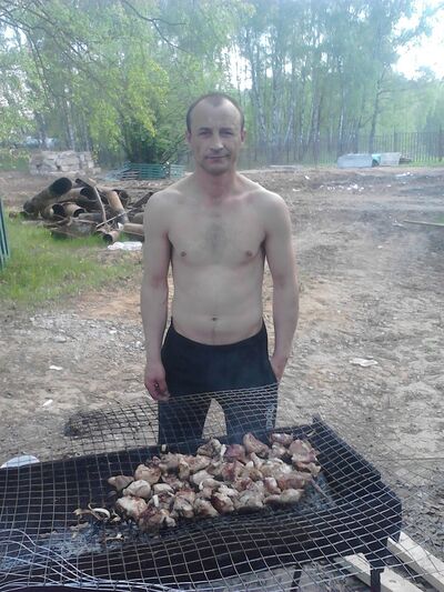  ,   Victor, 41 ,   