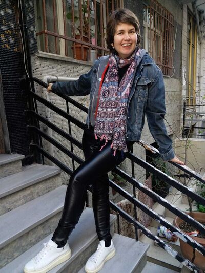  ,   Elena, 43 ,   ,   , c 