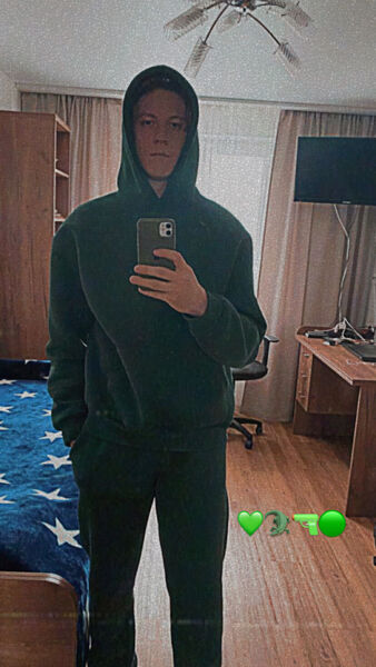  ,   Daniil, 21 ,   ,   