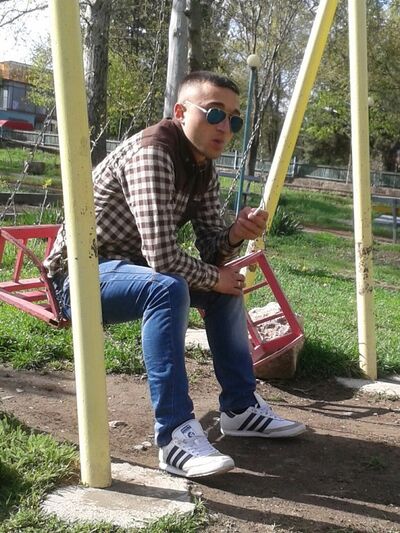  ,   Lasha, 31 ,   