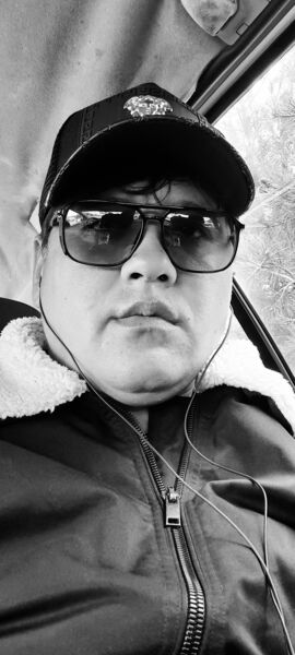  ,   Z jon, 33 ,   ,   