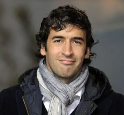  ,   Diego, 42 ,   ,   