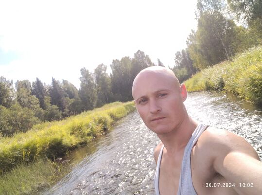  ,   Tudor, 27 ,     , c 
