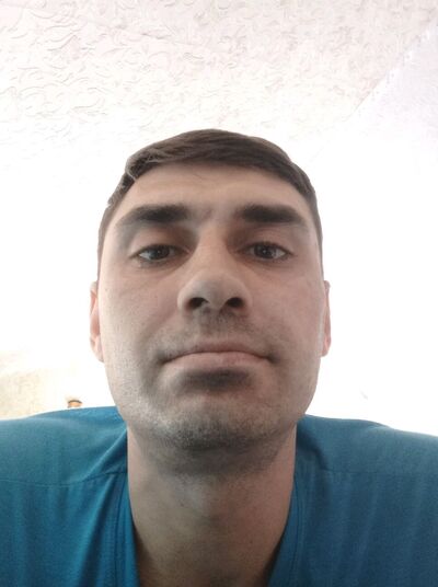  ,   Cergei, 38 ,   ,   