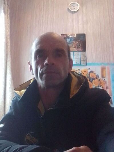  ,   Vitaly, 47 ,   c 