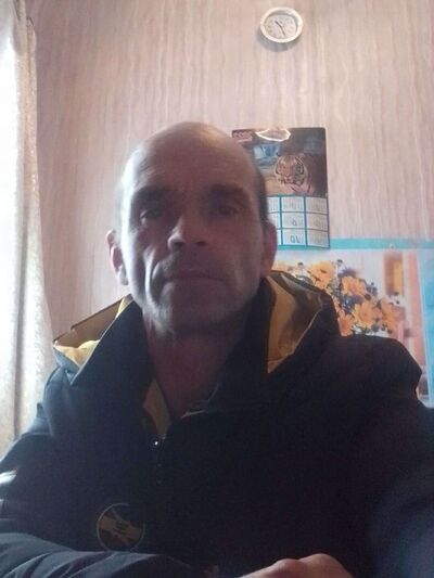  ,   Vitaly, 46 ,   c 