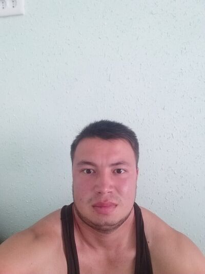  ,   Azamat, 25 ,   ,   , c 