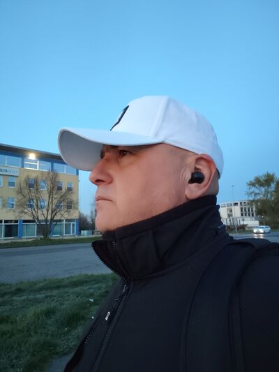  Kolinany,   , 42 ,   ,   , 