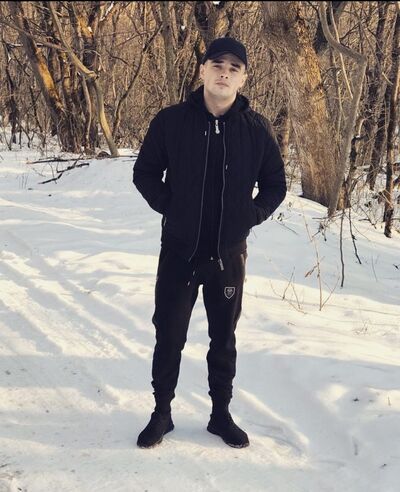  ,   Ivan, 25 ,   ,   