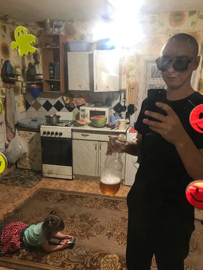  ,   Nikolay, 25 ,     , c 