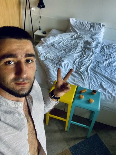  Praha,   Ruslan, 30 ,   ,   