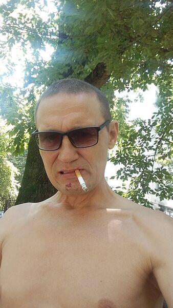  ,   Gennadii, 48 ,   ,   , c 