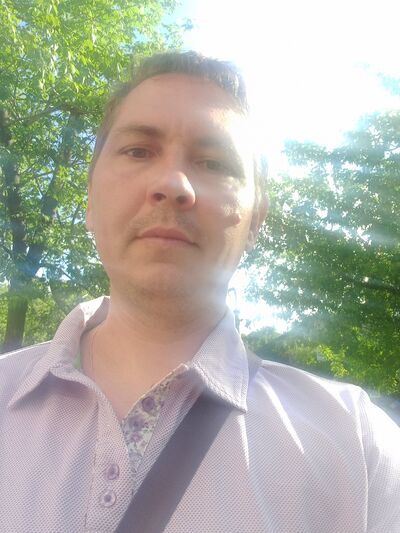  ,   Alex, 44 ,   ,   
