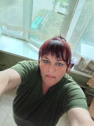  ,   Viktori, 42 ,   ,   