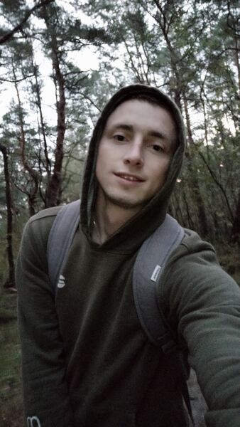  ,   Viktor, 29 ,   ,   