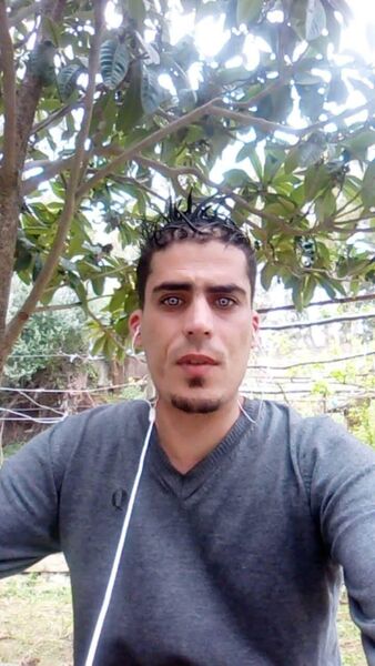  ,   Adel, 40 ,   ,   