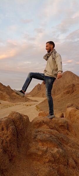  ,   Arsen, 33 ,   ,   