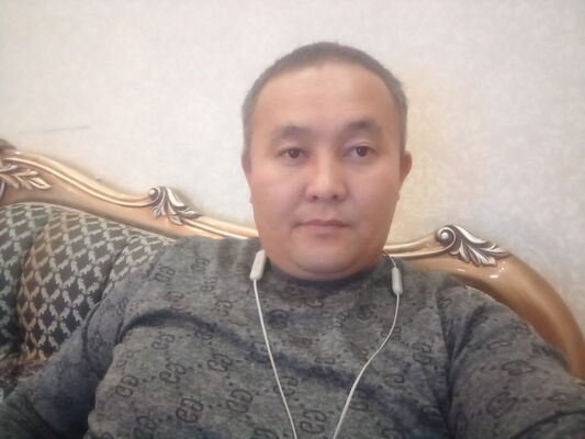  ,   Bauka, 37 ,  