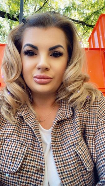  --,   Marina, 46 ,   ,   