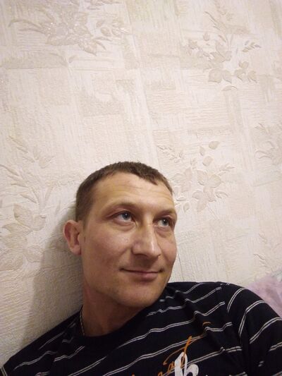  ,   Sergey, 39 ,   