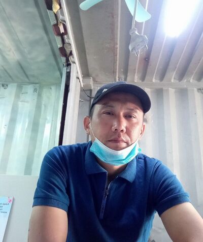  ,   Emil, 44 ,   ,   