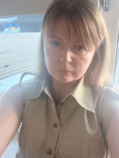  ,   Nata, 46 ,  