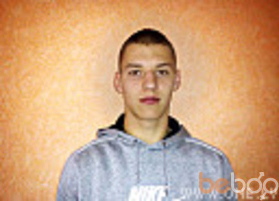  ,   Dmitrij, 32 ,   