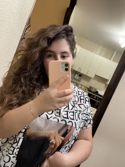  ,   Elina, 25 ,   ,   