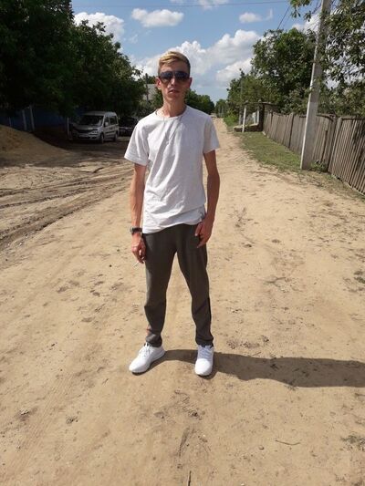  ,   Vitalii, 36 ,     , c 