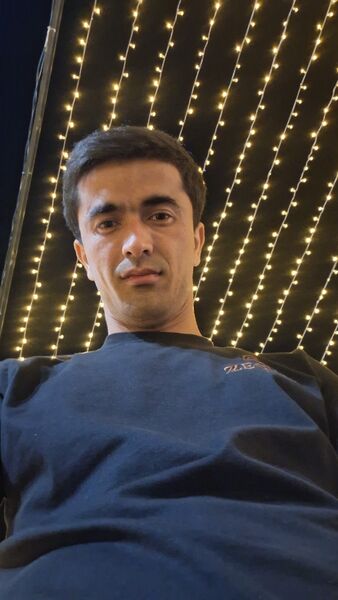  ,   Oybek, 31 ,   ,   