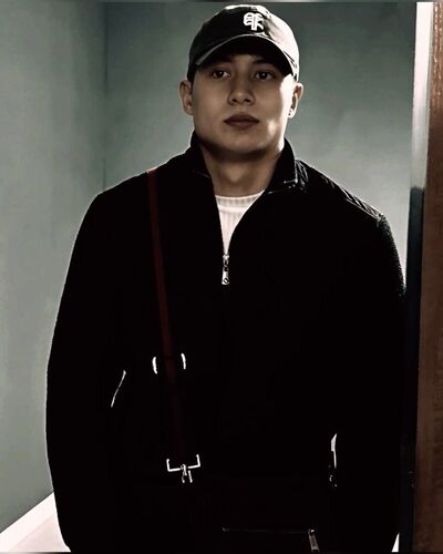  ,   Alan, 21 ,   ,   