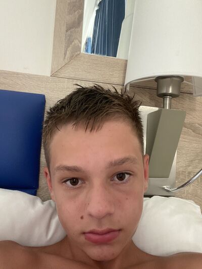  ,   Daniik, 25 ,   ,   
