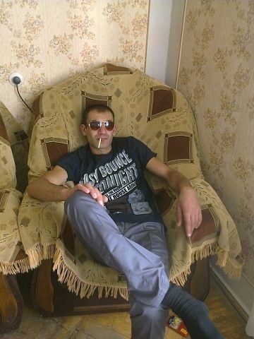  ,   Armen, 39 ,   