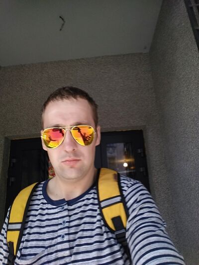  ,   Valentun, 32 ,   ,   , c , 