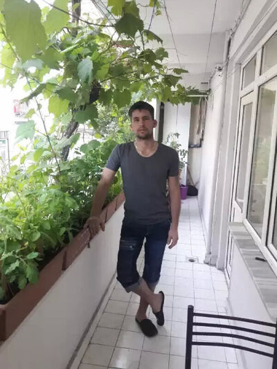  Esenyurt,   Alex, 39 ,   ,   , c , 