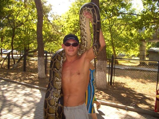  ,   Aleksandr, 47 ,   ,   , c 