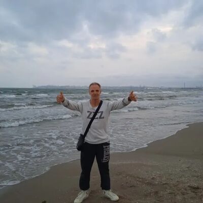  ,   Evgeny, 60 ,   ,   , c 