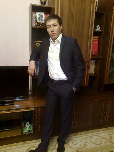  ,   Max, 34 ,   