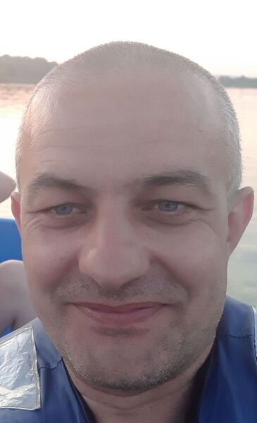  ,   Ivan, 49 ,   ,   , c 