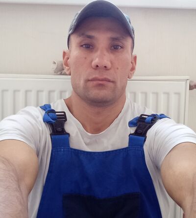  ,   Boris, 37 ,   ,   