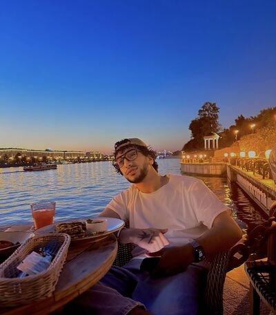  ,   Arman, 24 ,   ,   