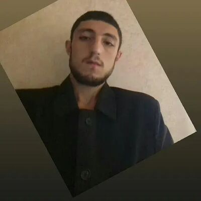  ,   Erik, 24 ,   ,   , c 