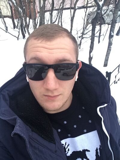   ,   Robert, 32 ,   ,   , c 