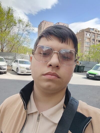  ,   Garik, 19 ,   ,   